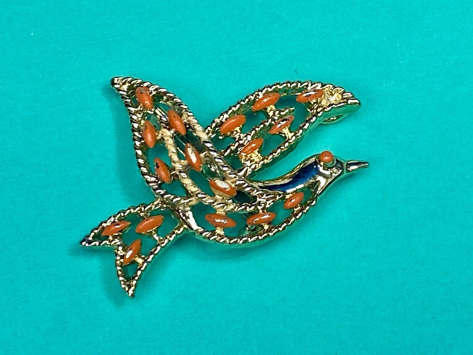 Vintage Gerry's Flying Bird Dove Orange Stone Enamel Gold Tone Brooch Pin