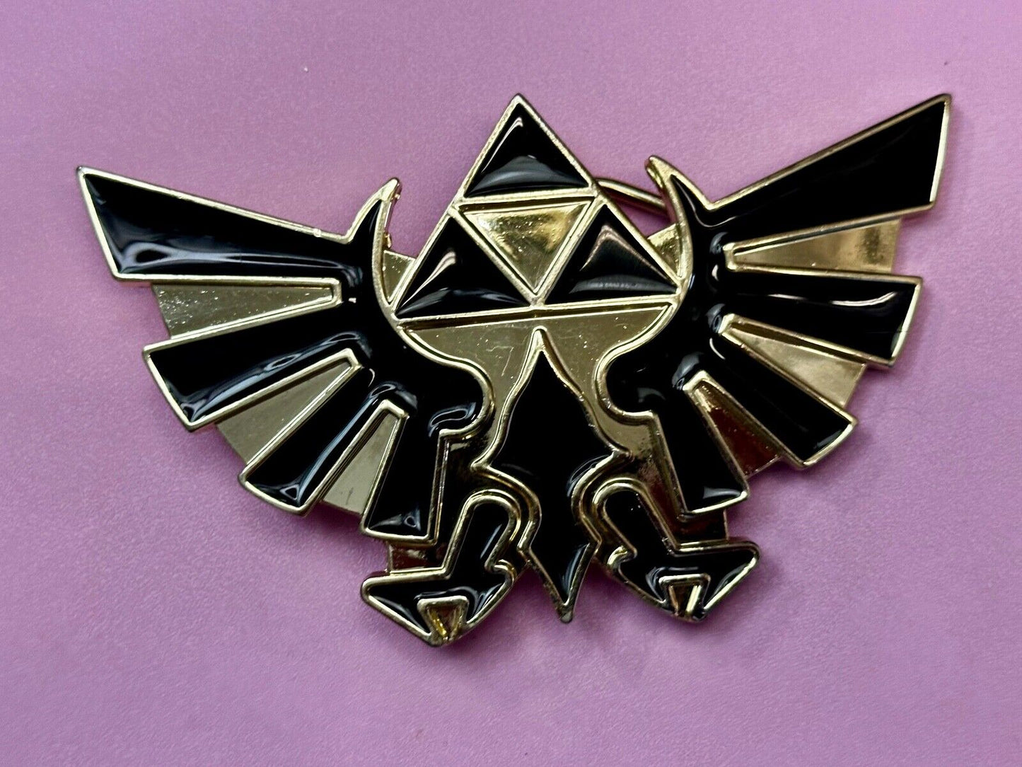 The Legend Of Zelda Black Golden Crest Triforce Nintendo 2012 Belt Buckle Hylian