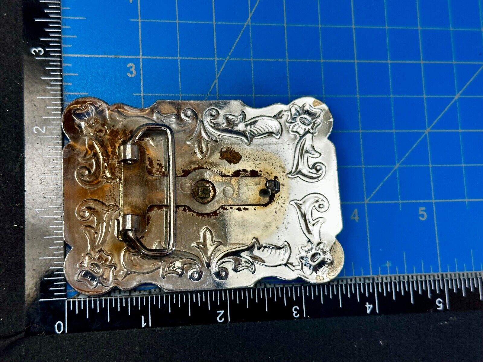Vintage Horse Drawn Covered Wagon - two tone Belt Buckle with reflective surface