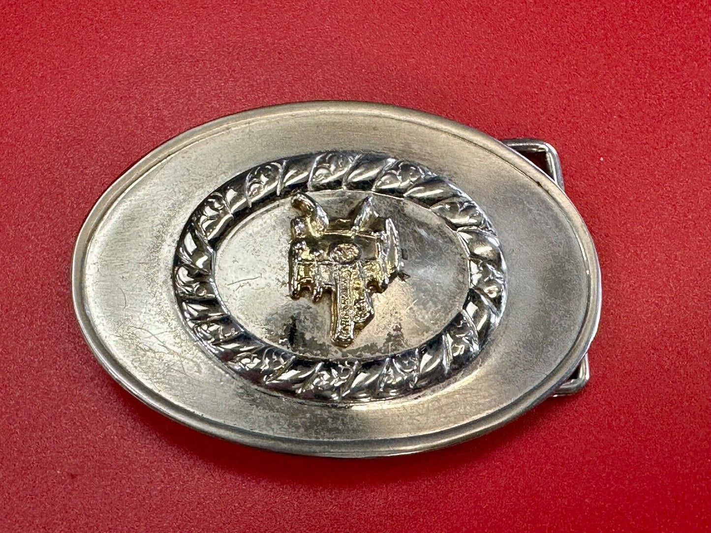 unique horse saddle Vintage oval multi ring belt buckle