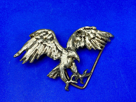 Vintage hunting diving American Eagle claws out figural cut out belt buckle