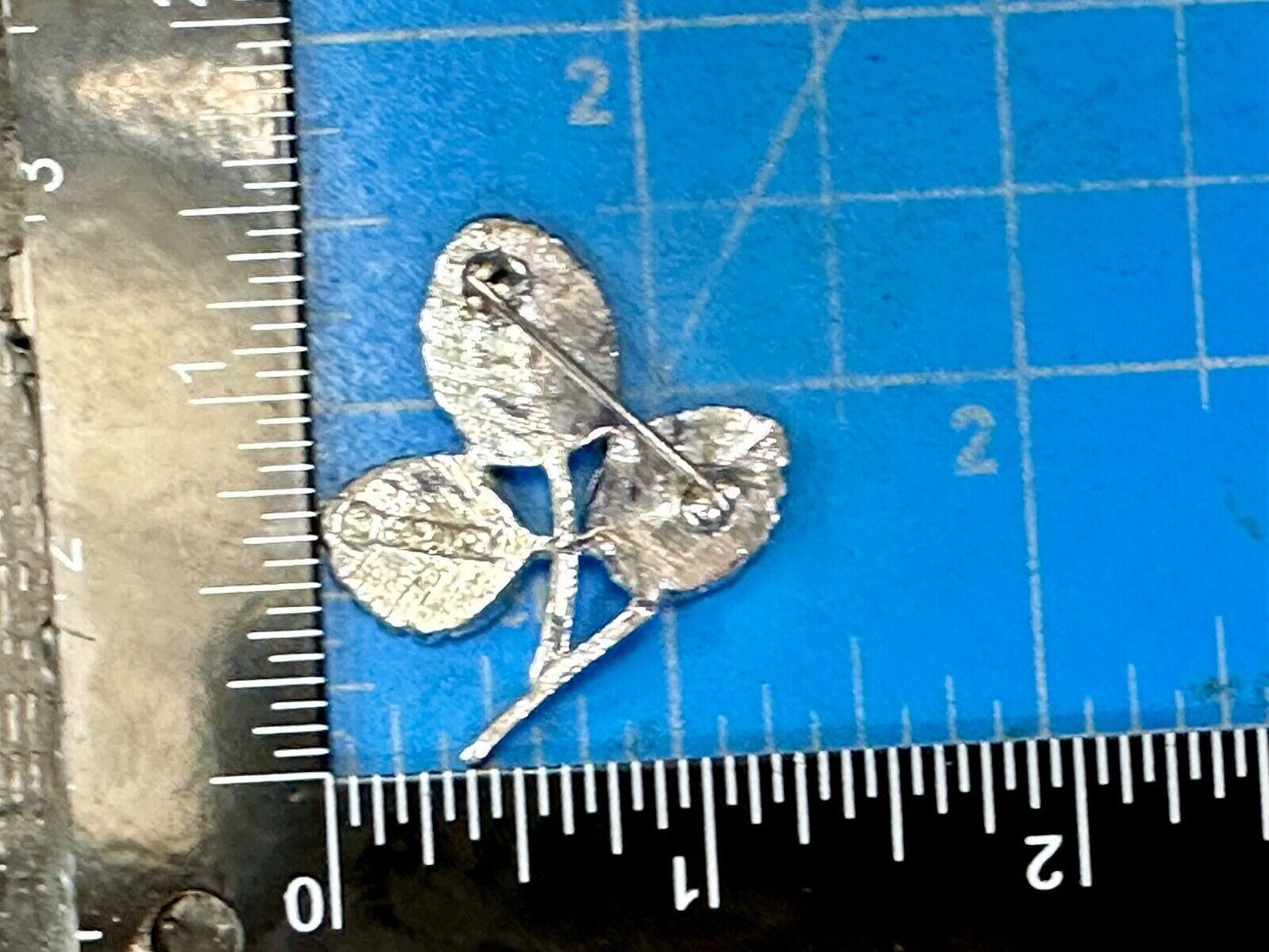 Three Leaf cutout Sarah Coventry signed silver tone brooch pin