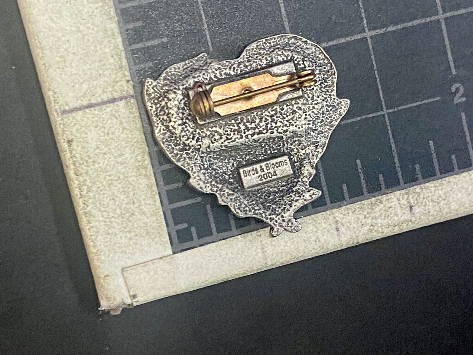 Bird Lovers! Birds & Blooms Heart Shaped Nest Pewter Brooch Pin 2004