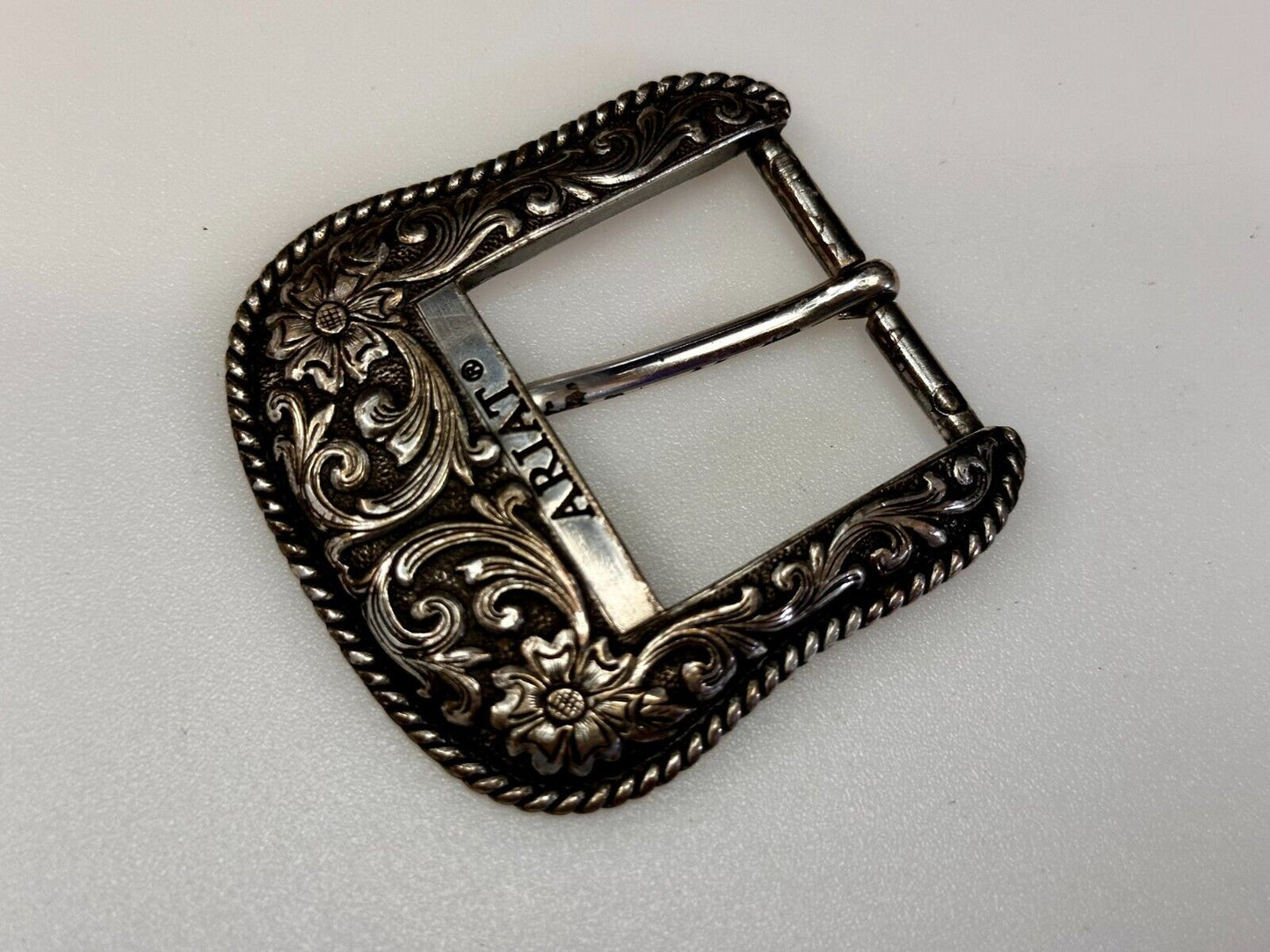 Ariat 2007 Ranger Style Detailed Flower Swirl Rope Outlined Belt Buckle