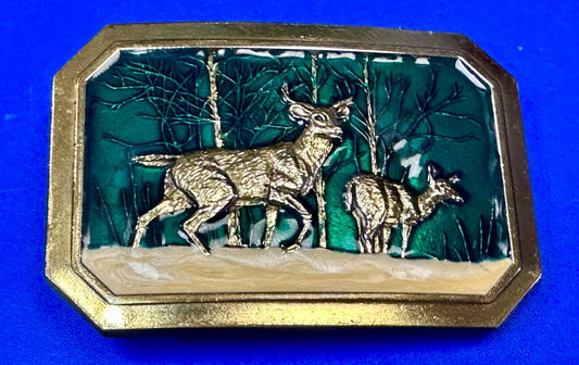 Two deer  / doe nature 1976 Great American belt buckle co - perfect hunters gift