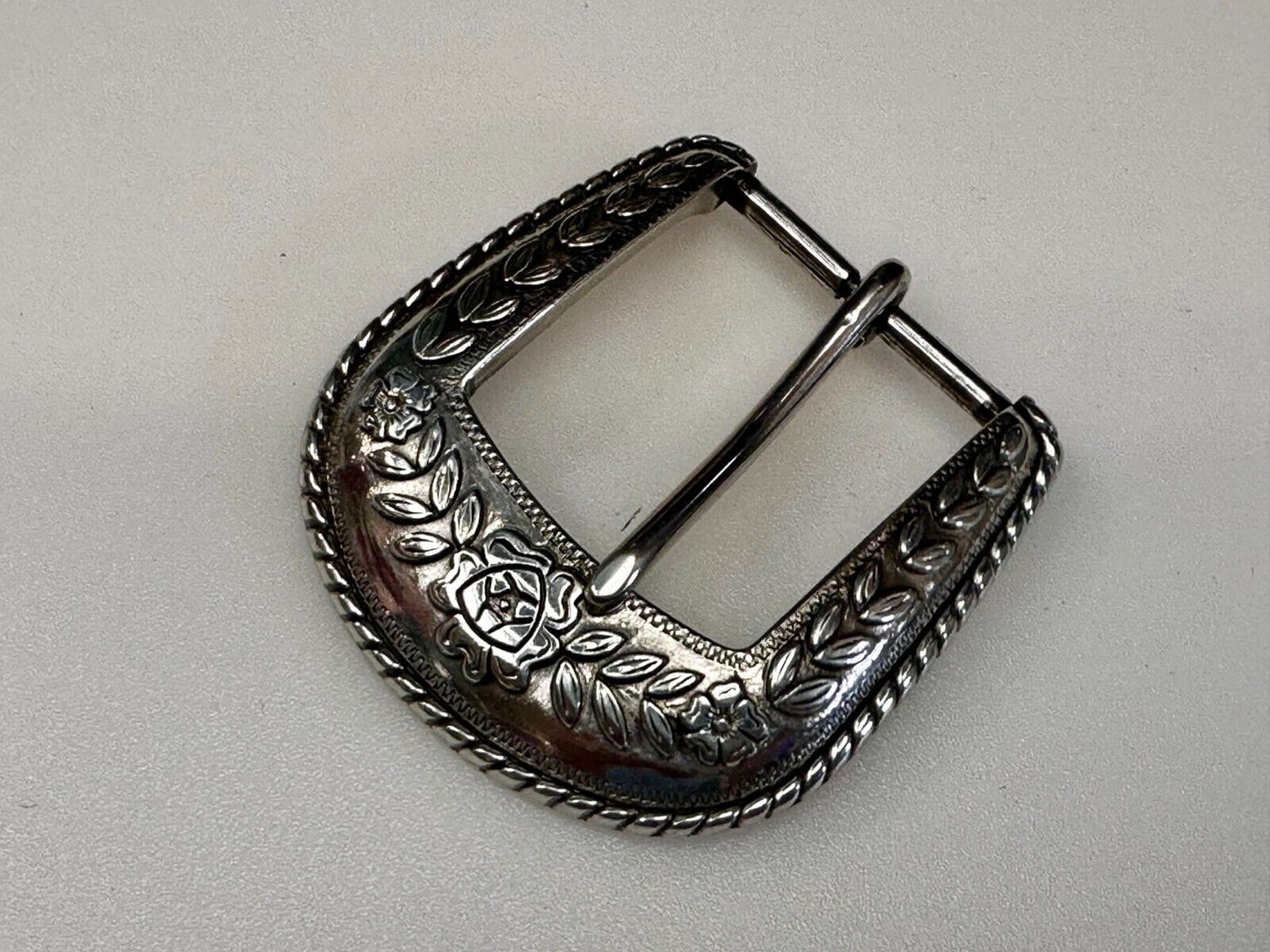 Ariat 2006 Ranger Style Detailed Flower Swirl Rope Outlined Belt Buckle