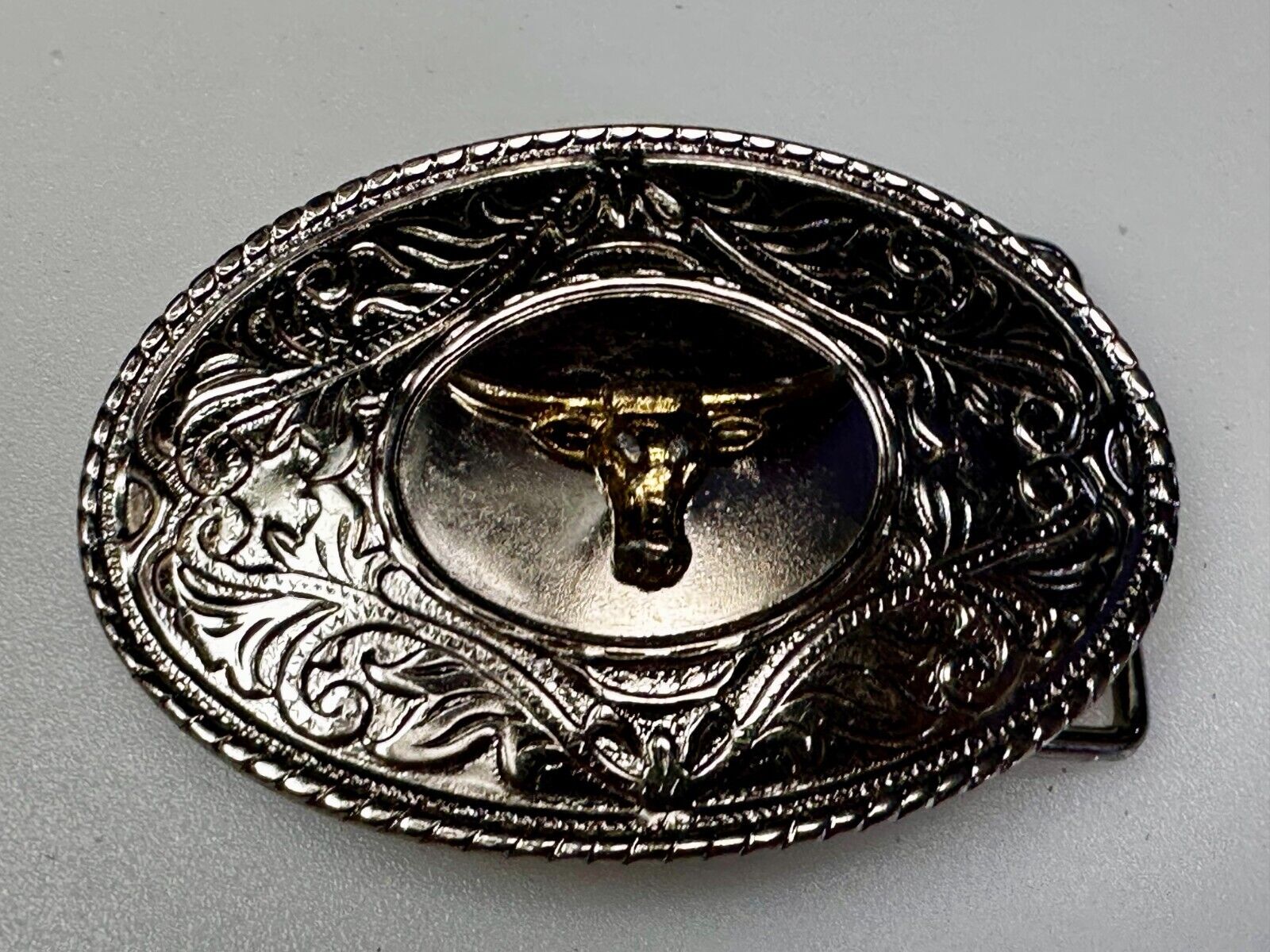 Texas Longhorn Vintage Ornate Cowboys Cowgirls Western Two Tone Belt Buckle