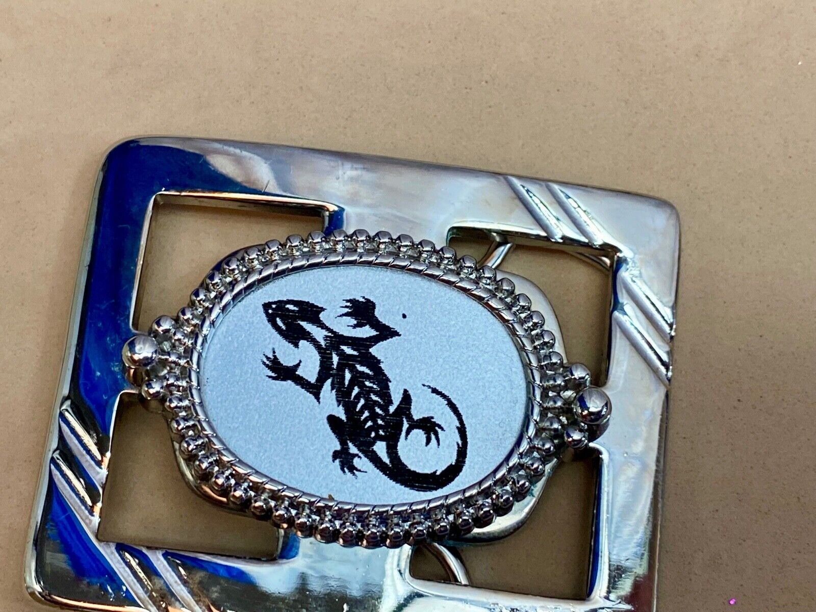 Alligator, Lizard, Reptile Crocodile?  As Centerpiece On See Through Belt Buckle