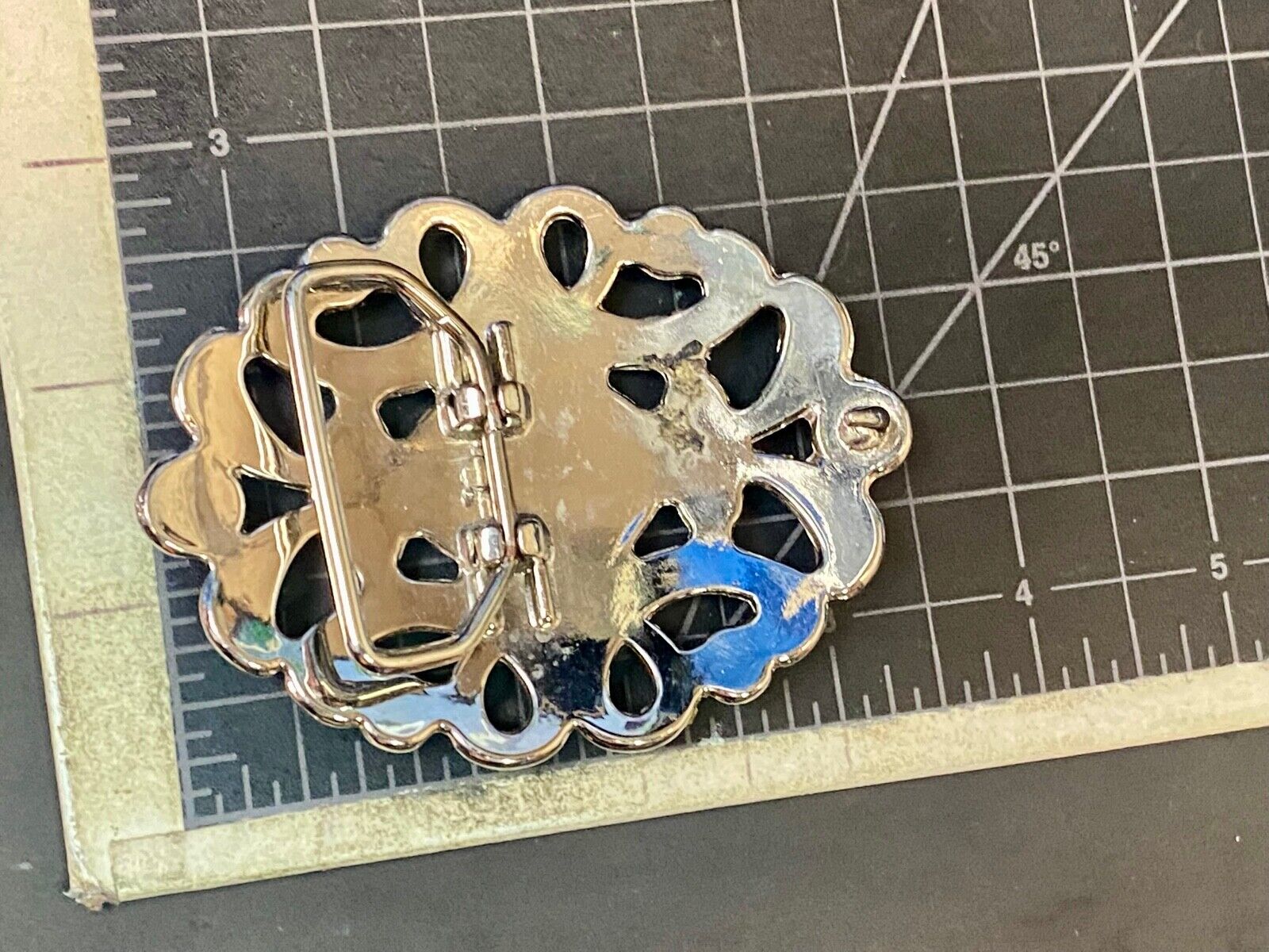 Unique See Though Rhinestone Accented Victorian Style Centerpiece Belt Buckle