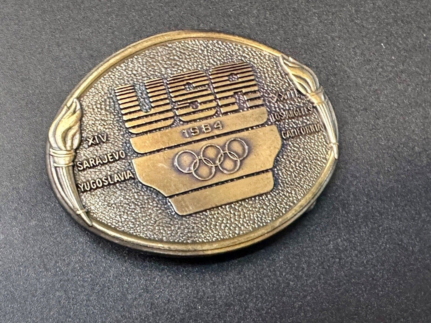 Vintage Los Angeles 1984 US USA Olympics Team belt buckle