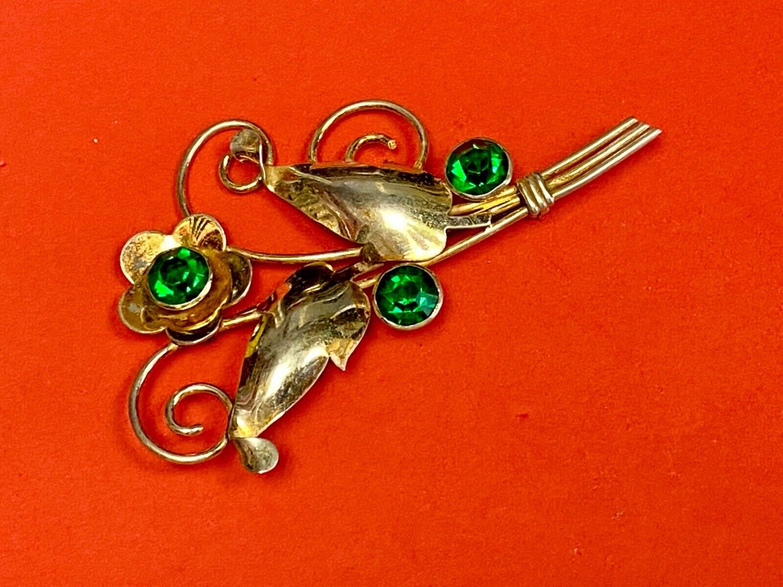Beautiful Green Rhinestones? In Flower Theme Sterling Silver 925 Vintage Brooch