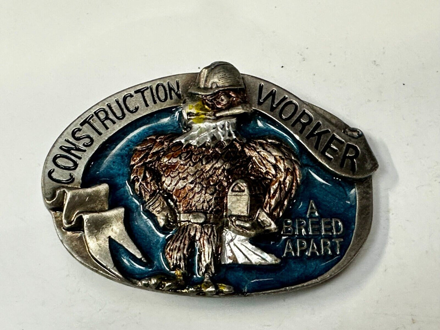 A Breed Apart Construction Worker Commemorative Vintage 1988 Belt Buckle