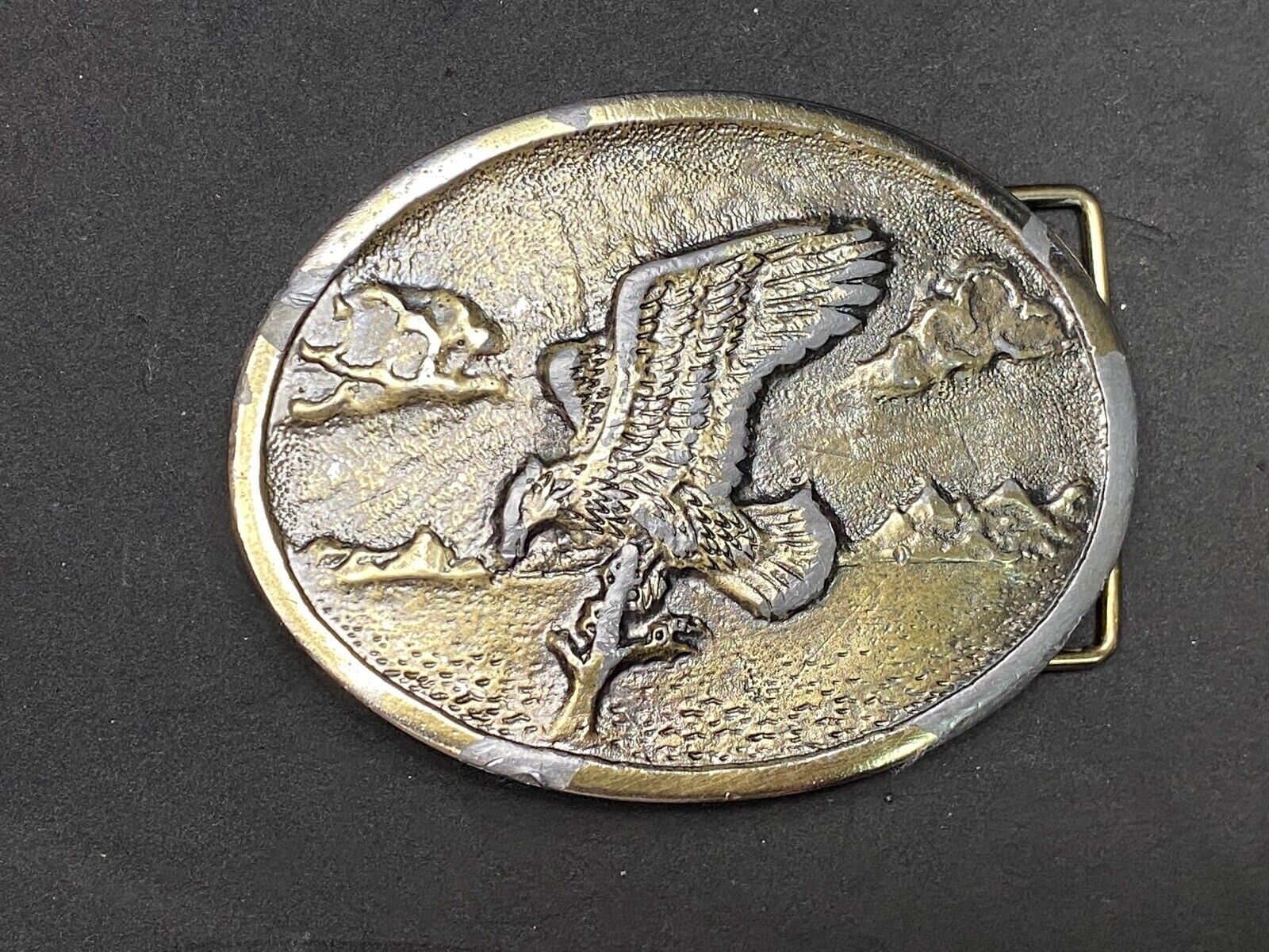 Vintage Hunting Perched Diving Eagle Patriotic Eagle belt buckle 