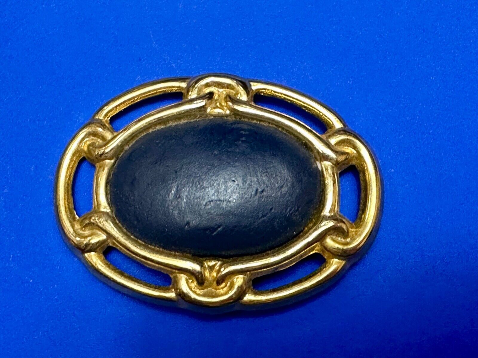 Vintage  LARGE signed Day Lor Black leather raised center-  gold tone belt buck