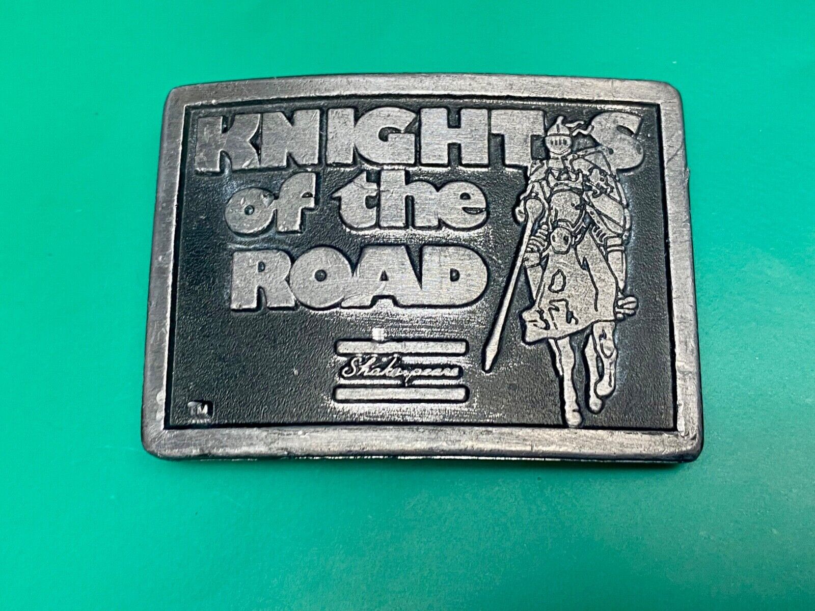Vintage KNIGHTS OF THE ROAD SHAKESPEARE'S BELT BUCKLE!