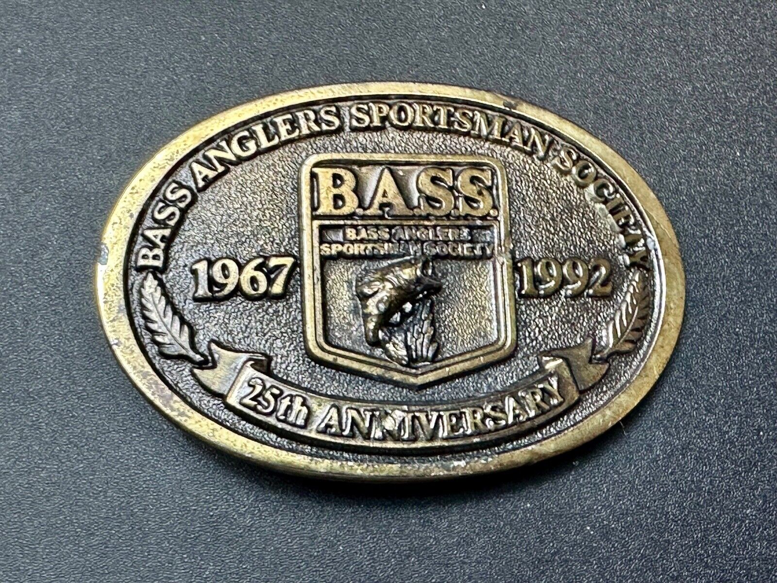 BASS  1992 25 years Bass Anglers Fishing Society commemorative belt buckle