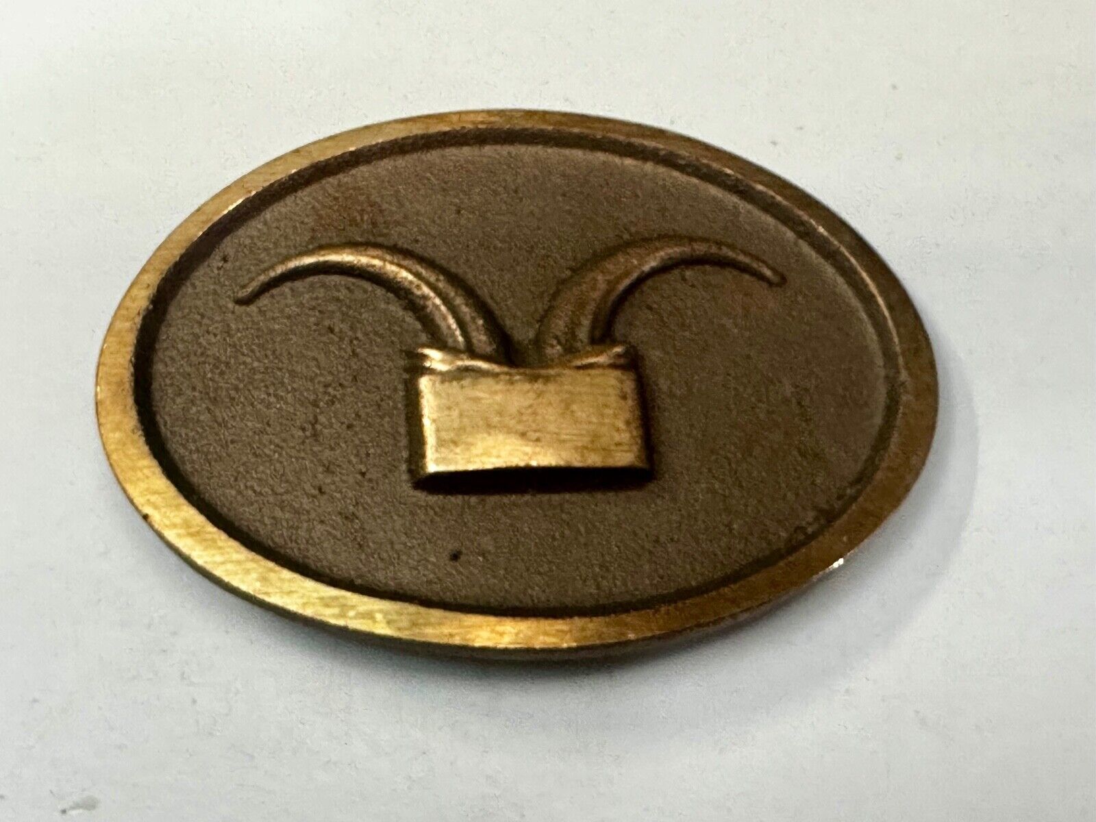 Abstract Ram Horn Ranch Symbol Vintage Western Oval Belt Buckle
