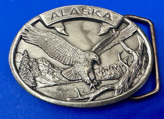 Alaska Eagle - Patriotic Flying Hunting Bird wings wide K66 Siskiyou belt buckle